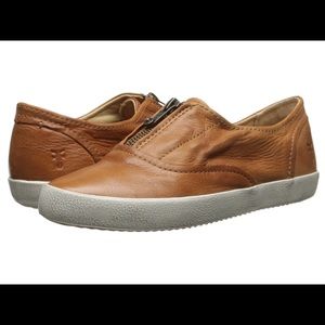 Frye Dylan Moto zip size 6.5 in tan cognac